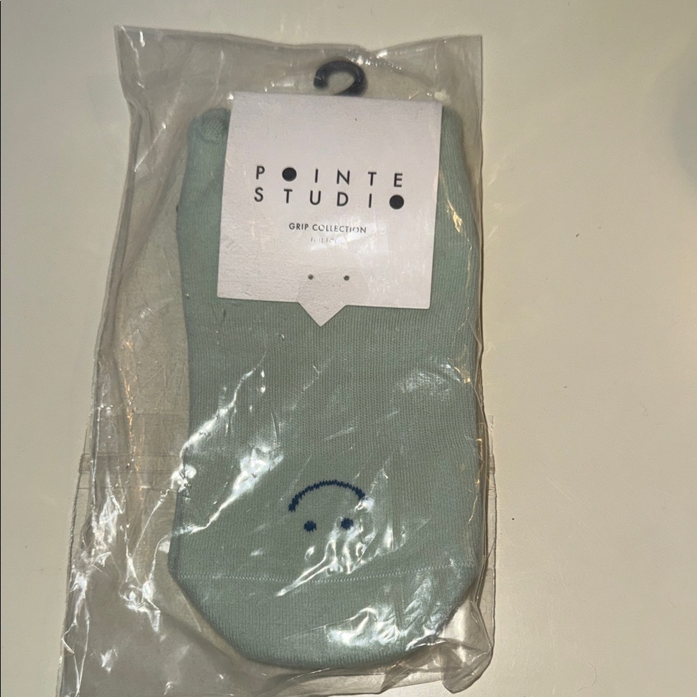 Women Mint Green Grip Socks